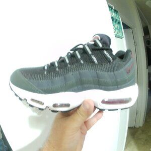 mens nike air max size 8